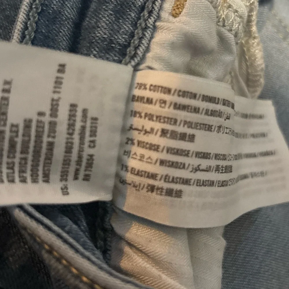 Hollister Women's Blue Distressed Skinny Jeans